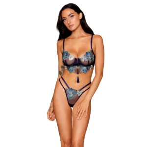 conjunto sutiã tanga correntes removíveis douradas pompons sedosos tule bordado tons azuis aros decote V alças ajustáveis fecho gancho sensual
