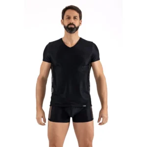 camiseta preta macia confortável opaca tecido renda bordada laterais sensual masculina viril ajuste justo modelagem elástica poliamida elastano