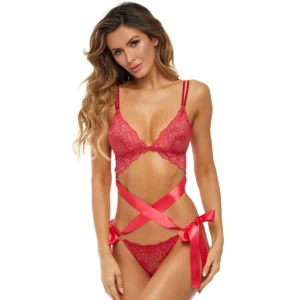 conjunto renda vermelha sutiã tanga alças ajustáveis fecho costas suporte fitas seda funcionais sofisticação elegância nylon elastano conforto sensual delicado